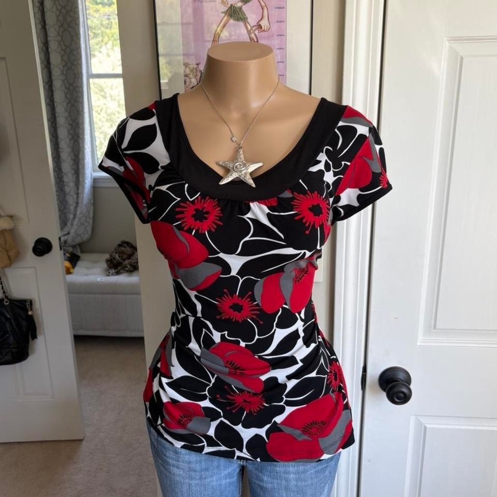 y2k 2000s romantic avant garde red and black floral fitted top